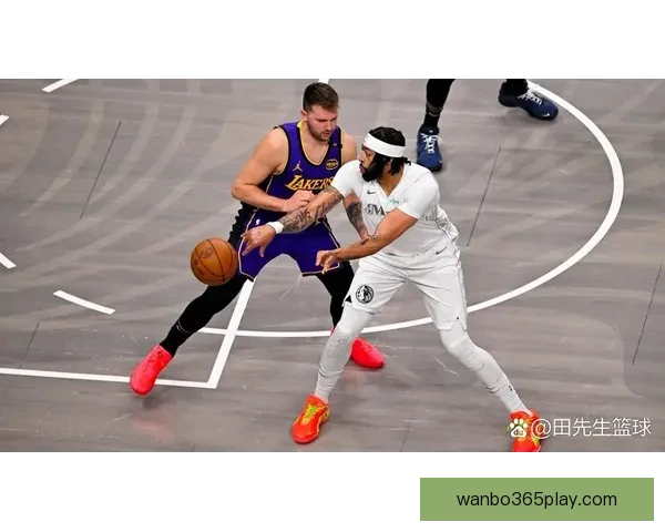 东契奇单月得分突破600再获大奖 詹姆斯转发祝贺称赞表现卓越 东契奇单月得分突破600再获大奖 詹姆斯转发祝贺称赞表现卓越