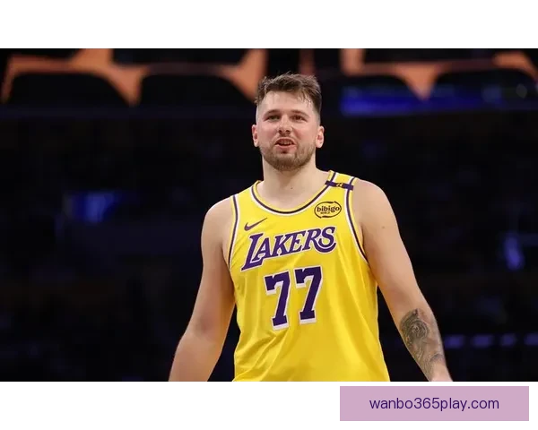 斯波鲍威尔谈东契奇60分表现 强调高难度进球与频繁造犯规获得罚球机会