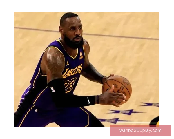 亚历山大直面罚球争议以嘘声为勋章向詹姆斯看齐走向巨星之路不断